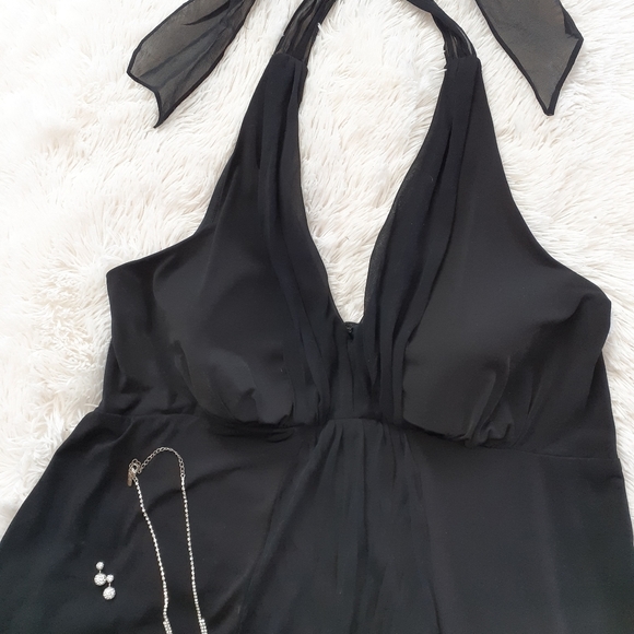 Donna Ricco 1X Black Halter Dress w/ Sheer Column - Picture 4 of 5